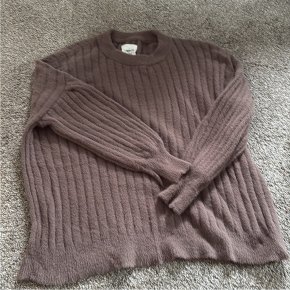 Aerie Soft Crew Sweater Bundle - Picture 4 of 6